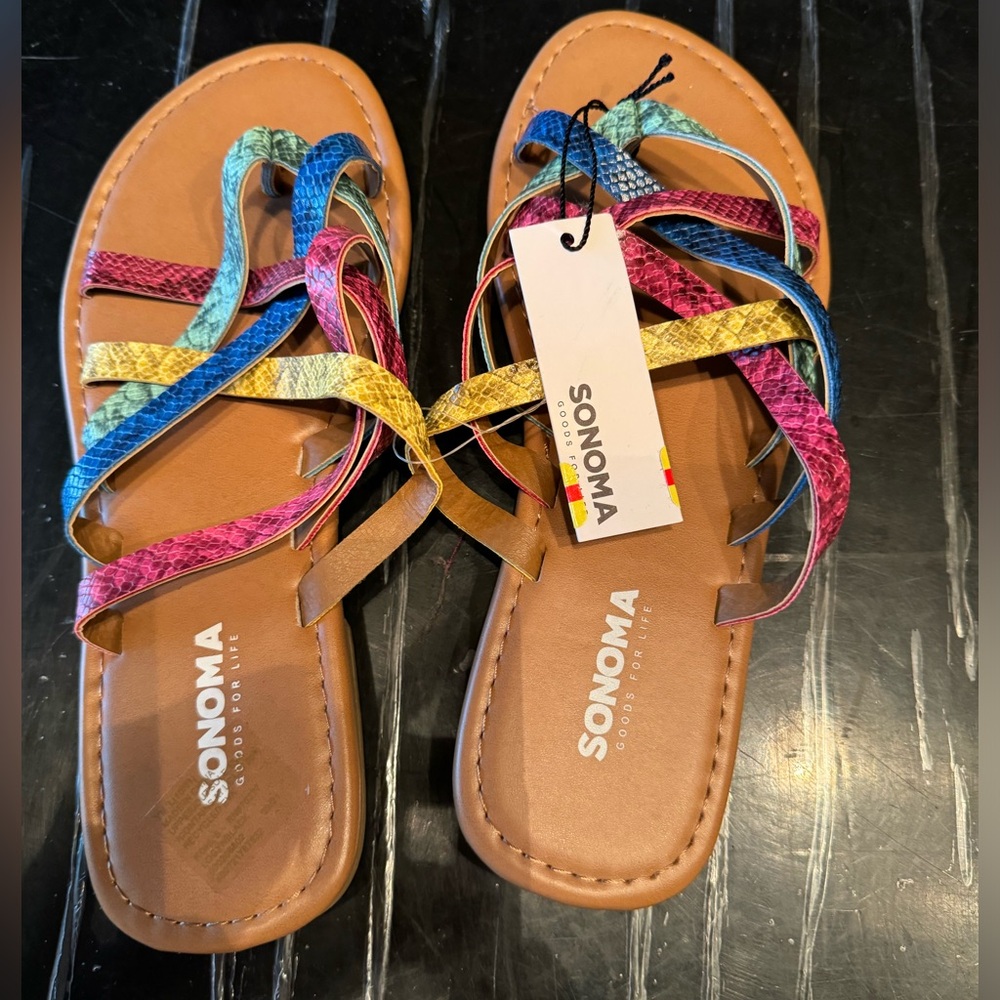 Sonoma sandals